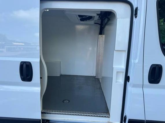 RAM PROMASTER 1500 2023 3C6LRVNG3PE526945 image
